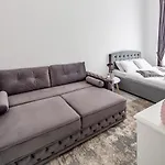 Апартаменти Avangard Shevchenko Avenue 25