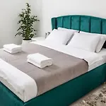 Апартаменти Avangard Shevchenko Avenue 25 *
