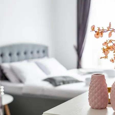 Avangard Shevchenko Avenue 25 *