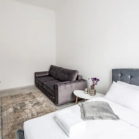 Apartment Avangard Shevchenko Avenue 25