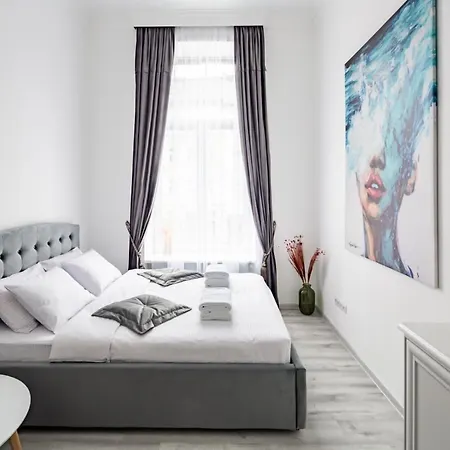 Avangard Shevchenko Avenue 25 Apartment Lviv
