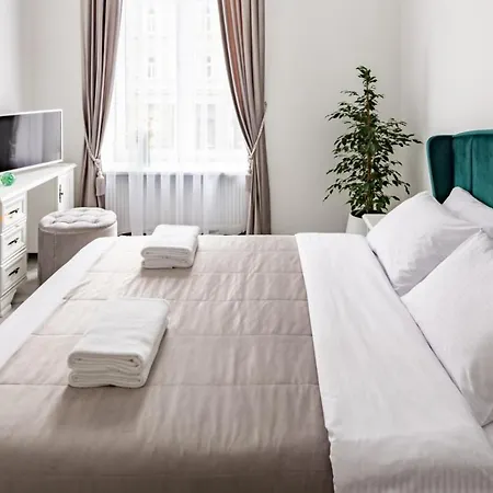 Apartment Avangard Shevchenko Avenue 25