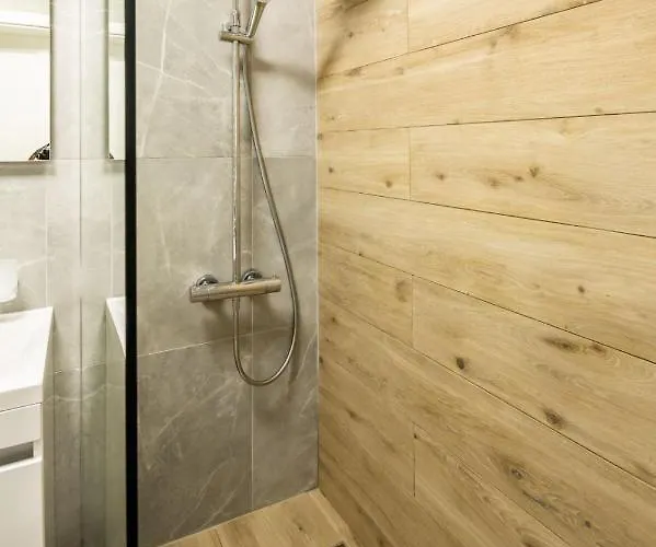 Avangard Shevchenko Avenue 25 *