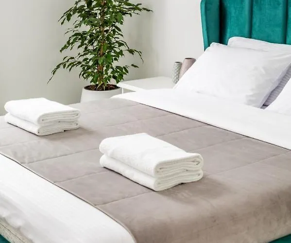 Avangard Shevchenko Avenue 25 * לבוב