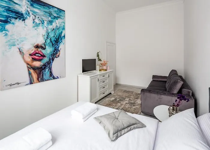 Avangard Shevchenko Avenue 25 * לבוב