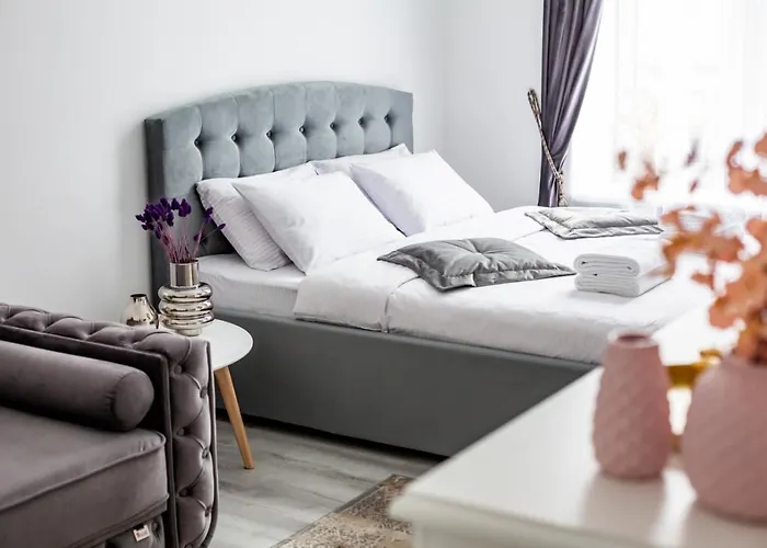 Avangard Shevchenko Avenue 25 דירה *