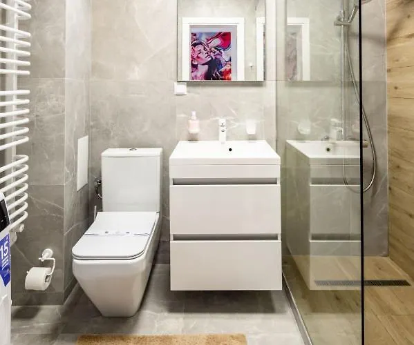 アパート Avangard Shevchenko Avenue 25 *