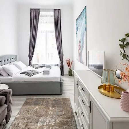 Avangard Shevchenko Avenue 25 *