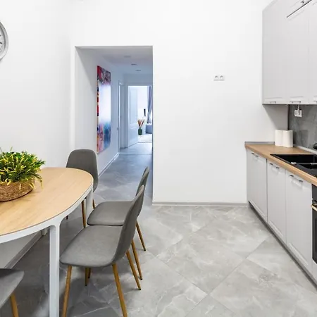 Avangard Shevchenko Avenue 25 Lägenhet *