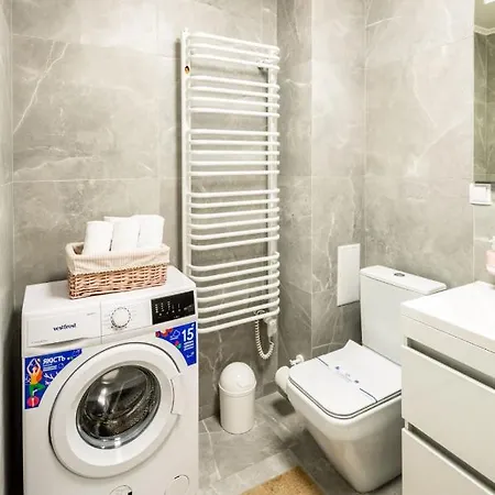 Avangard Shevchenko Avenue 25 * Lviv